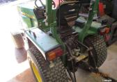 John Deere 855