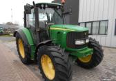 John Deere 6220