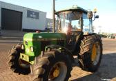 John Deere 2040