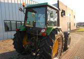 John Deere 2040