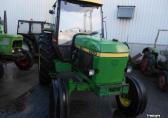 John Deere 2250