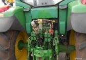 John Deere 6520