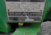 John Deere 820 v