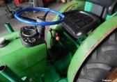 John Deere 820 v