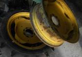 John Deere 9-28